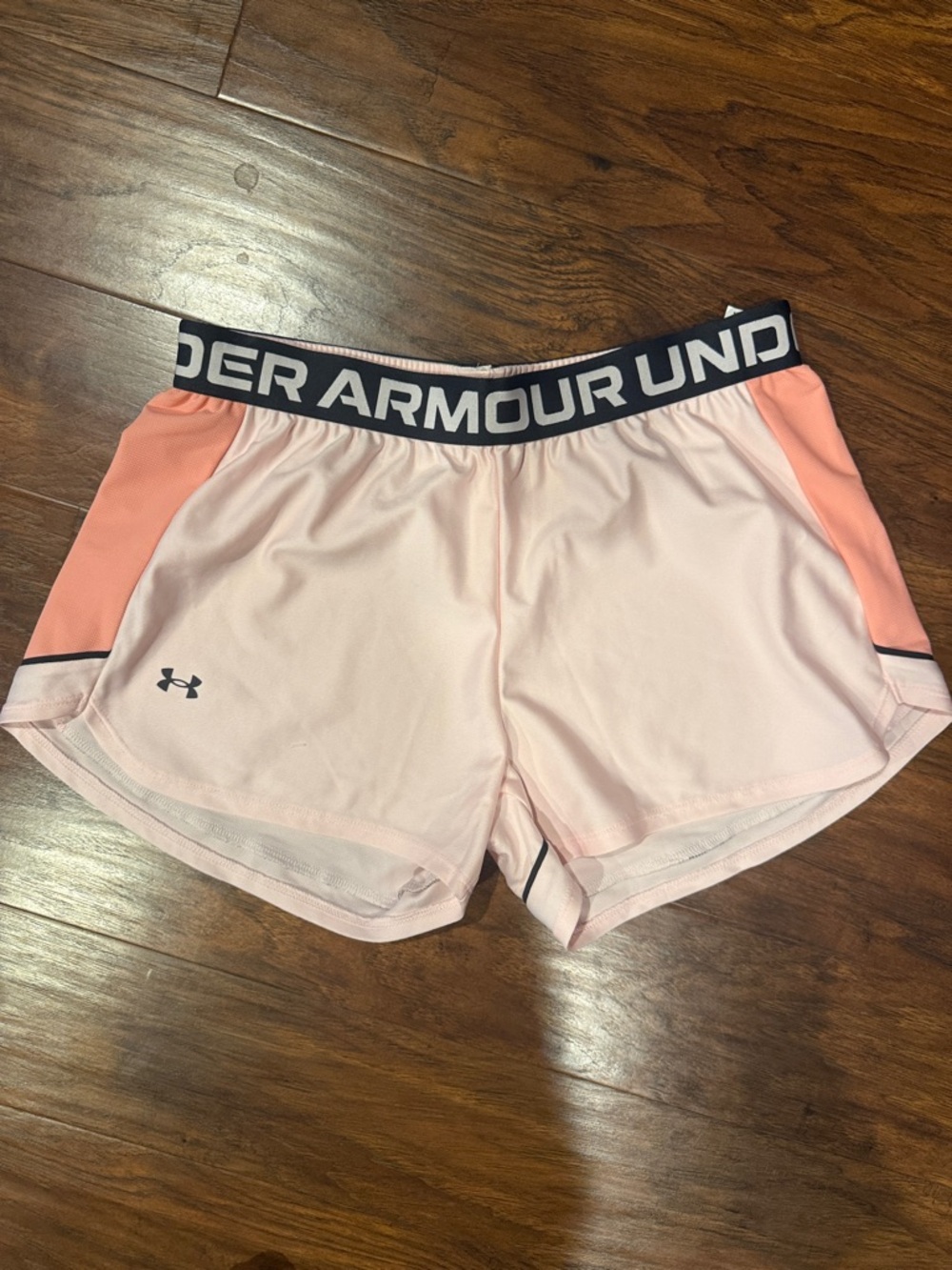 Under Armour Women’s Light Pink Athletic Shorts with Coral Panels- NWOT medium